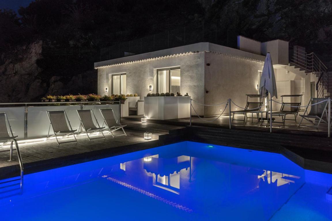 Villa Fiorita Boutique Hotel Таорміна Екстер'єр фото